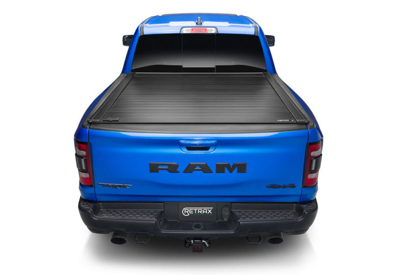 Load image into Gallery viewer, Retrax 19-22 Ram 1500 5.7ft Bed w/RAMBOX RetraxPRO XR
