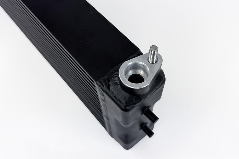 Load image into Gallery viewer, CSF F1X M5/M6 and F9X M5/M8 High-Performance Engine Oil Cooler
