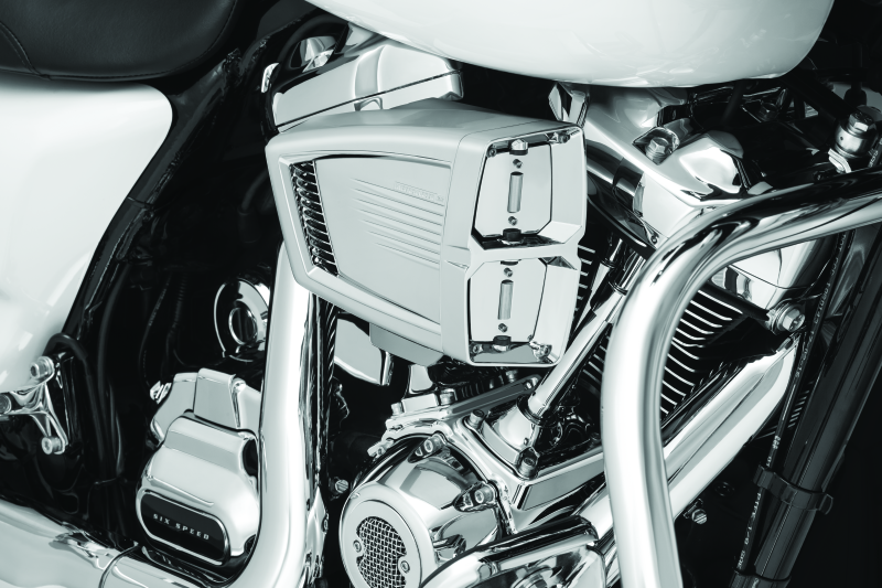 Load image into Gallery viewer, Kuryakyn Precision Tappet Block Accent 17-Up Milwaukee-8 CHROME
