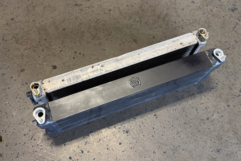 Load image into Gallery viewer, CSF F1X M5/M6 and F9X M5/M8 High-Performance Engine Oil Cooler
