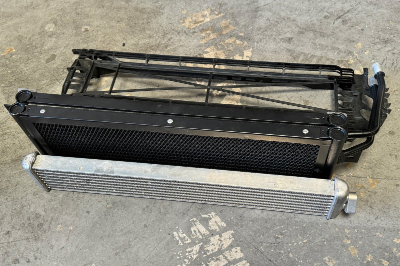 Load image into Gallery viewer, CSF BMW F9X X3M/X4M High-Performance Heat Exchanger and Transmission Cooler Module
