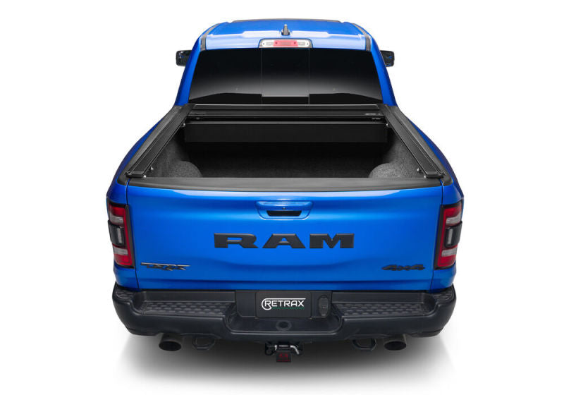 Load image into Gallery viewer, Retrax 19-22 Ram 1500 5.7ft Bed w/RAMBOX RetraxPRO XR
