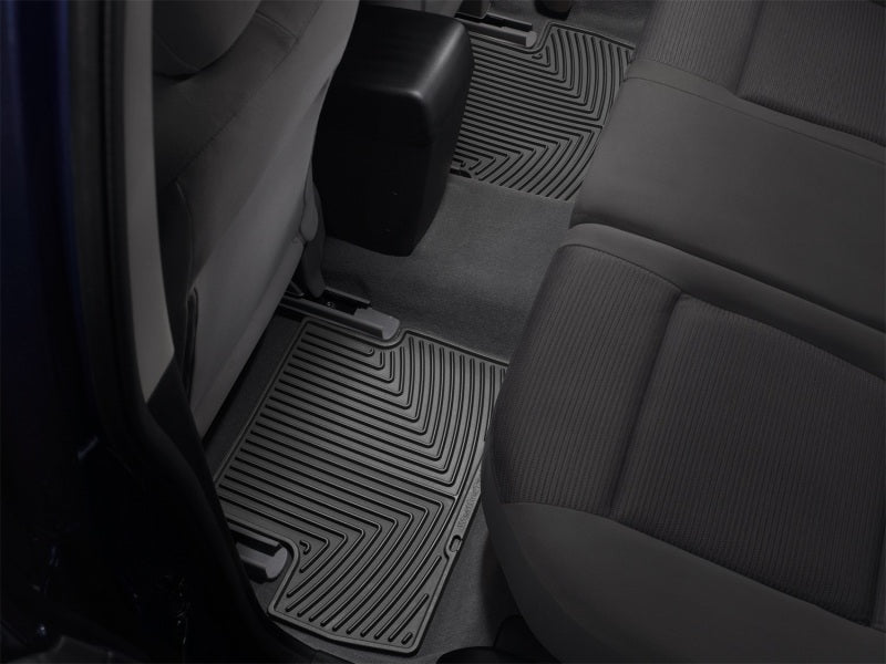 Load image into Gallery viewer, WeatherTech 06-12 BMW 3-Series Coupe Rear Rubber Mats - Black
