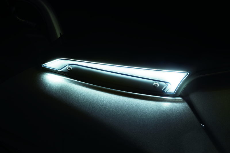 Load image into Gallery viewer, Kuryakyn Tracer Windshield Trim Lights Black
