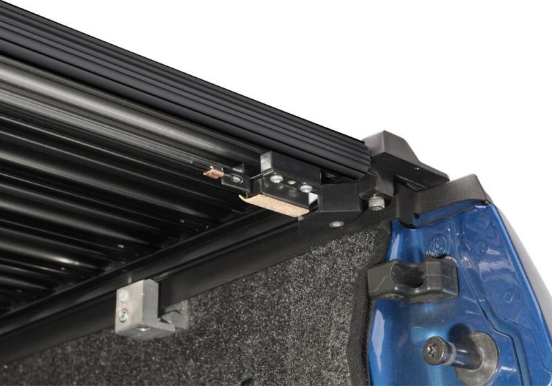Load image into Gallery viewer, Retrax 15-22 Ford F-150 Super Crew/Super Cab &amp; F-150 Lightning (5.5ft. Bed) Retrax IX
