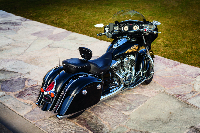 Load image into Gallery viewer, Kuryakyn Saddlebag Top Trim Indian Chrome
