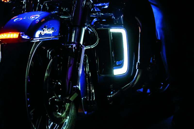 Load image into Gallery viewer, Kuryakyn Tracer Lower Fairing Grill Chrome
