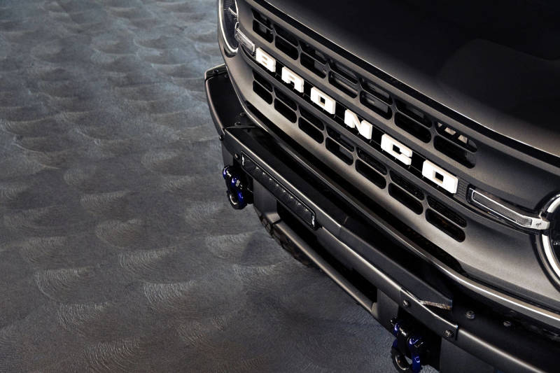 Load image into Gallery viewer, DV8 Offroad 21-22 Ford Bronco Factory Modular Front Bumper Bull Bar
