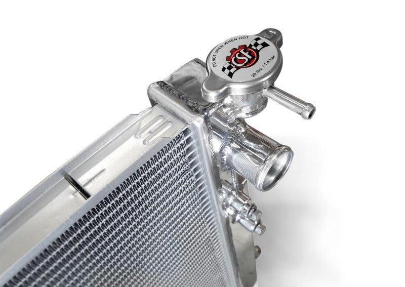 Load image into Gallery viewer, CSF 2016+ 3.5L and 2.7L 05-15 4.0L and 2.7L Toyota Tacoma Radiator
