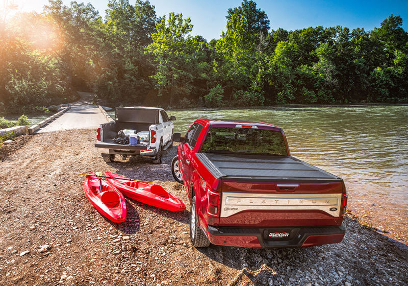 Load image into Gallery viewer, UnderCover 19-20 Chevy Silverado 1500 (w/ or w/o MPT) 5.8ft Flex Bed Cover
