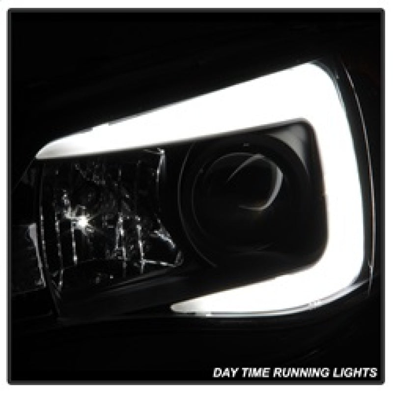 Load image into Gallery viewer, Spyder Subaru WRX 08-09 Projector Headlights - Halogen Model Only - Black PRO-YD-SWRX08-LBDRL-BK
