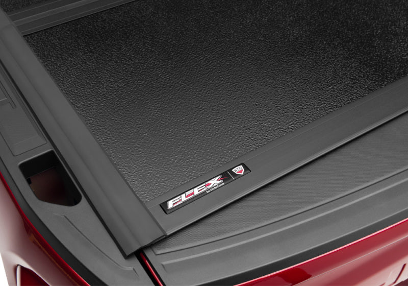 Load image into Gallery viewer, UnderCover 19-20 Chevy Silverado 1500 (w/ or w/o MPT) 5.8ft Flex Bed Cover
