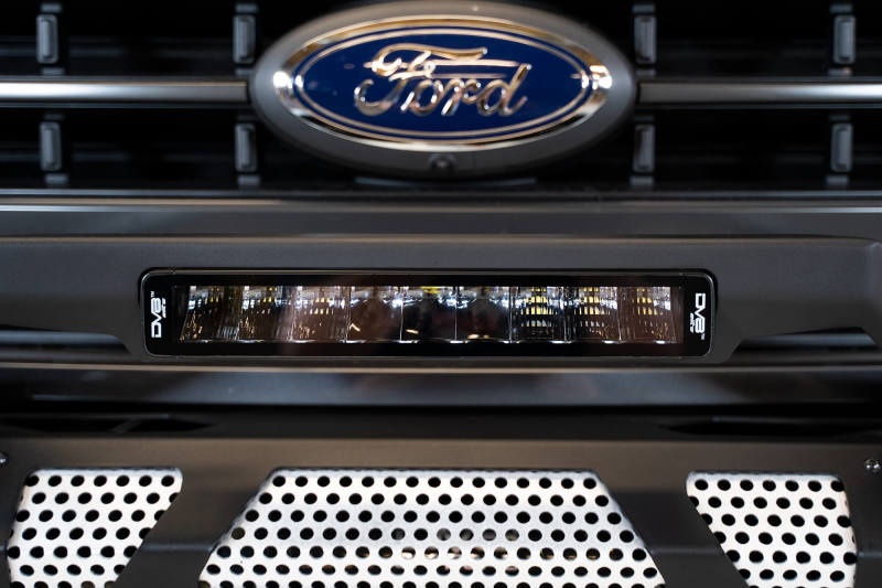 Load image into Gallery viewer, DV8 Offroad Elite Series 13in Light Bar 45W Flood/Spot LED

