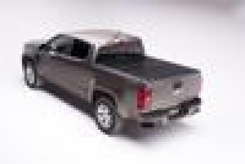 Load image into Gallery viewer, BAK 2020 Jeep Gladiator 5ft Bed BAKFlip G2
