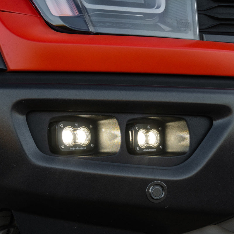 Load image into Gallery viewer, Baja Designs 2022+ Toyota Tundra S2 SAE OEM Fog Light Replacement Kit - Clear
