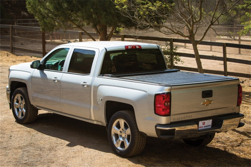 Load image into Gallery viewer, Pace Edwards 04-16 Chevy/GMC Silverado 1500 Crew Cab 5ft 8in Bed SWITCHBLADE
