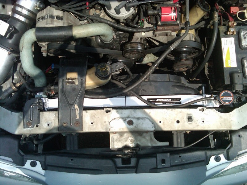 Load image into Gallery viewer, Mishimoto 94-95 Ford Mustang w/ Stabilizer System Manual Aluminum Radiator
