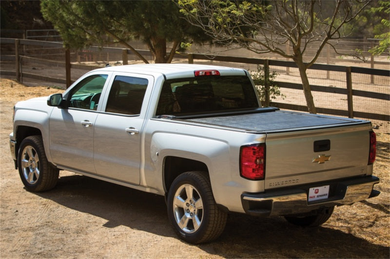 Load image into Gallery viewer, Pace Edwards 04-16 Chevy/GMC Silverado 1500 Crew Cab 5ft 8in Bed SWITCHBLADE
