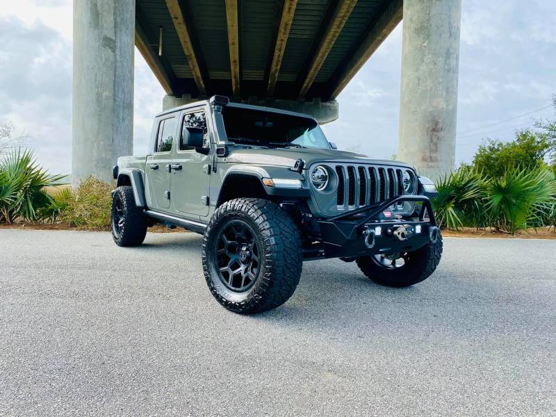 Load image into Gallery viewer, Oracle Jeep Wrangler JL Smoked Lens LED Front Sidemarkers
