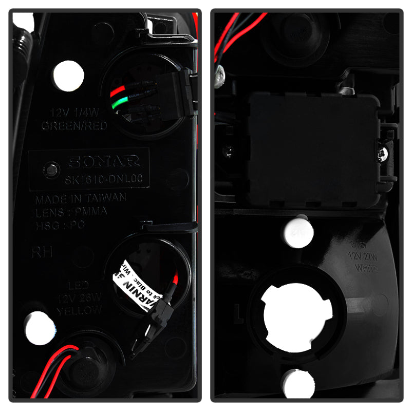 Load image into Gallery viewer, Spyder Chevy Suburban/Tahoe 1500/2500 00-06 LED Tail Lights Red Clear ALT-YD-CD00-LED-RC
