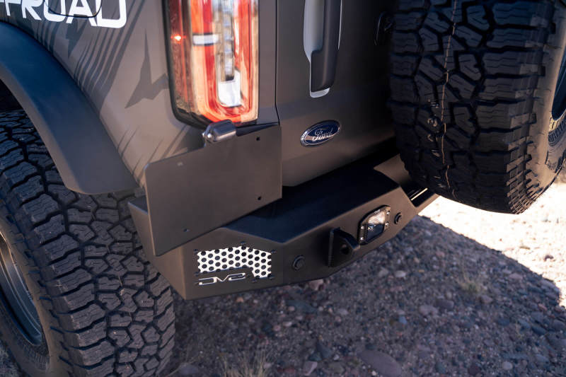 Load image into Gallery viewer, DV8 Offroad 21-22 Ford Bronco MTO Series Rear Bumper
