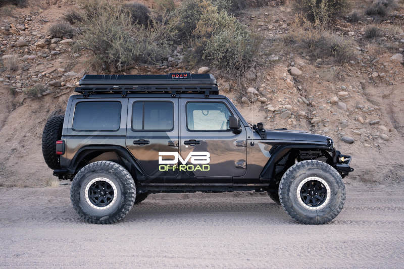 Load image into Gallery viewer, DV8 Offroad 18-23 Wrangler JL/Gladiator JT Spec Series Front Bumper
