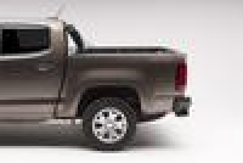 Load image into Gallery viewer, BAK 2020 Jeep Gladiator 5ft Bed BAKFlip G2
