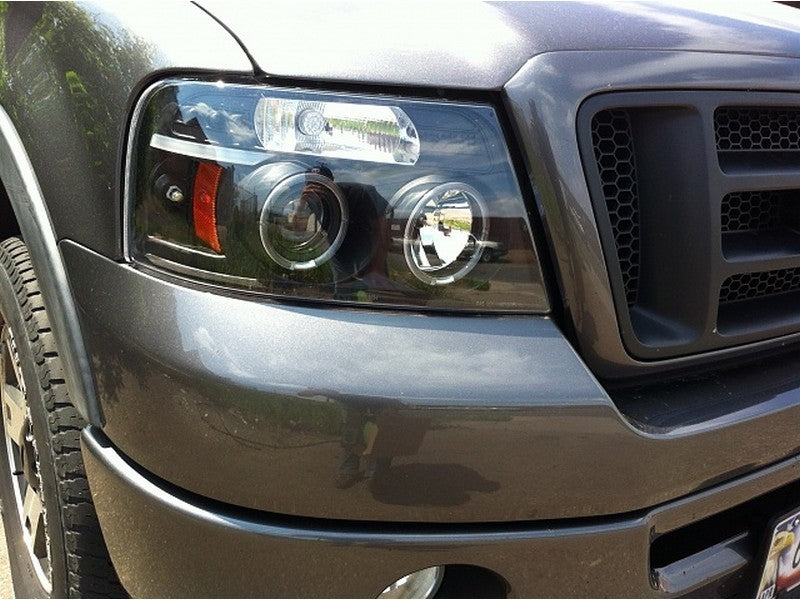 Load image into Gallery viewer, Spyder Ford F150 04-08 Projector Headlights Version 2 LED Halo LED Blk PRO-YD-FF15004-HL-G2-BK
