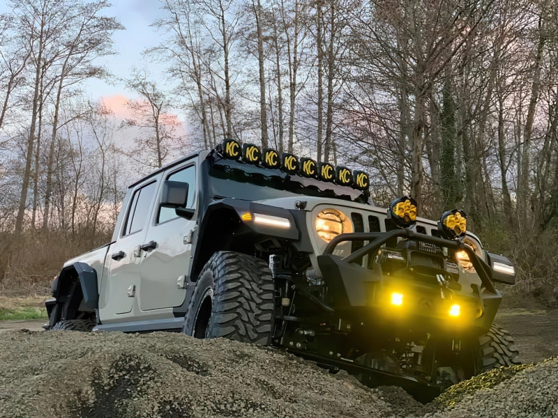 Load image into Gallery viewer, Oracle Jeep Wrangler JL Smoked Lens LED Front Sidemarkers
