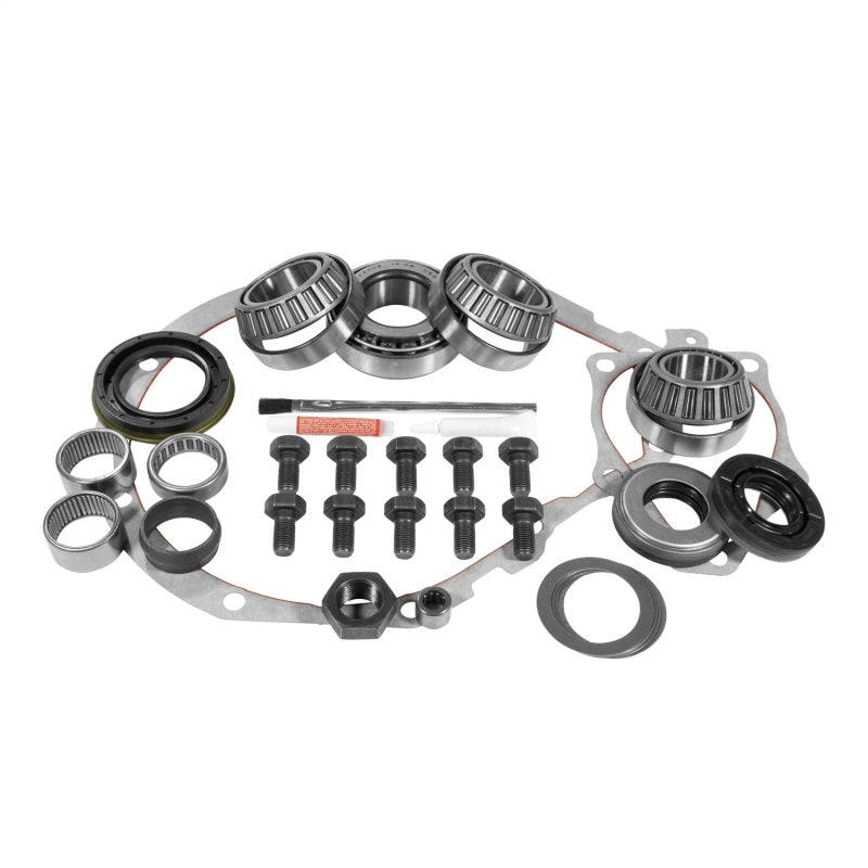 Load image into Gallery viewer, Yukon Gear Master Overhaul Kit For 99-09 GM 8.25in IFS Diff
