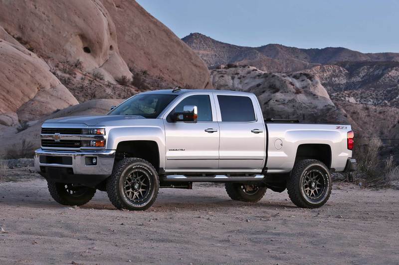 Load image into Gallery viewer, Fabtech 11-19 GM 2500HD 2WD/4WD 4in Basic Sys w/Perf Shks
