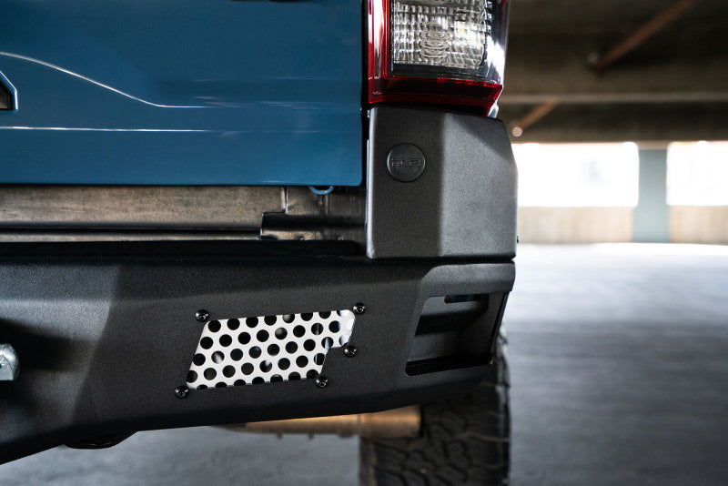 Load image into Gallery viewer, DV8 Offroad 16-23 Toyota Tacoma MTO Series Rear Bumper

