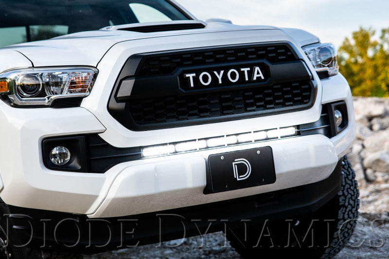 Load image into Gallery viewer, Diode Dynamics 16-21 Toyota Tacoma SS30 Stealth Lightbar Kit - Amber Combo

