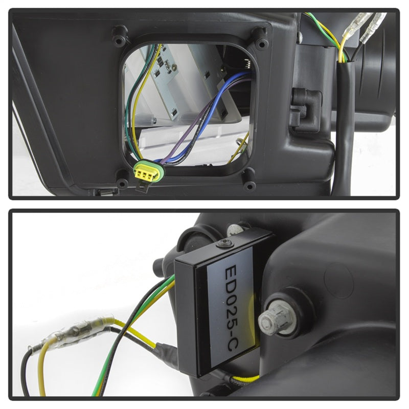 Load image into Gallery viewer, Spyder Ford Mustang 10-13 Projector Headlights - HID Model Only - Black PRO-YD-FM2010V2-HID-BK
