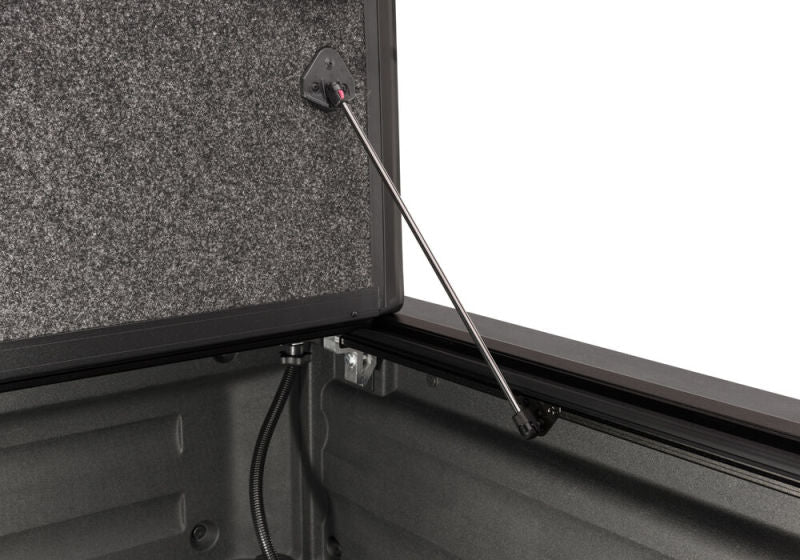 Load image into Gallery viewer, UnderCover 17-20 Honda Ridgeline 5ft Ultra Flex Bed Cover
