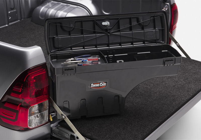 Load image into Gallery viewer, UnderCover 2022 Toyota Tundra Drivers Side Swing Case
