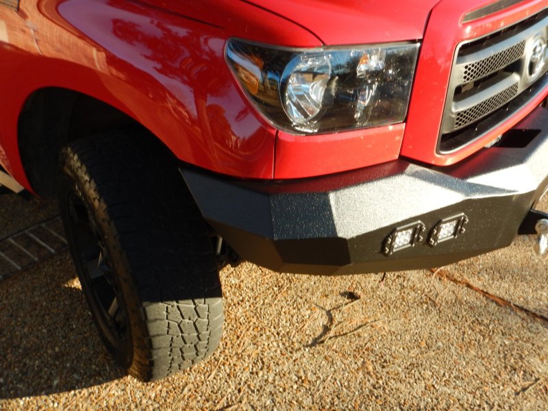 Load image into Gallery viewer, DV8 Offroad 07-13 Toyota Tundra Front Bumper
