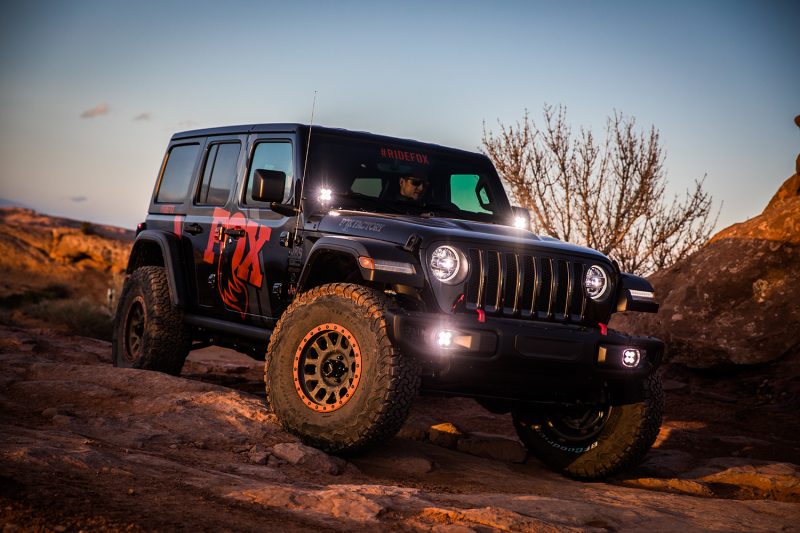 Load image into Gallery viewer, Fox 2018+ Jeep Wrangler JL 2.0 Performance Series 10.6in Smooth Body IFP Front Shock 3.5-4in. Lift
