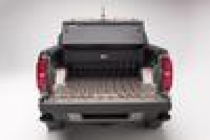 Load image into Gallery viewer, BAK 2020 Jeep Gladiator 5ft Bed BAKFlip G2
