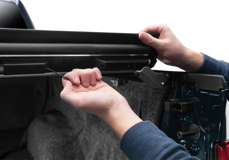 Load image into Gallery viewer, BAK 17-23 Ford Super Duty 6ft 9in Bed Revolver X2
