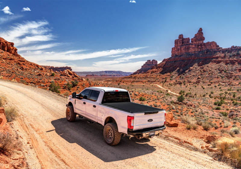 Load image into Gallery viewer, Truxedo 2020 Jeep Gladiator 5ft Sentry CT Bed Cover

