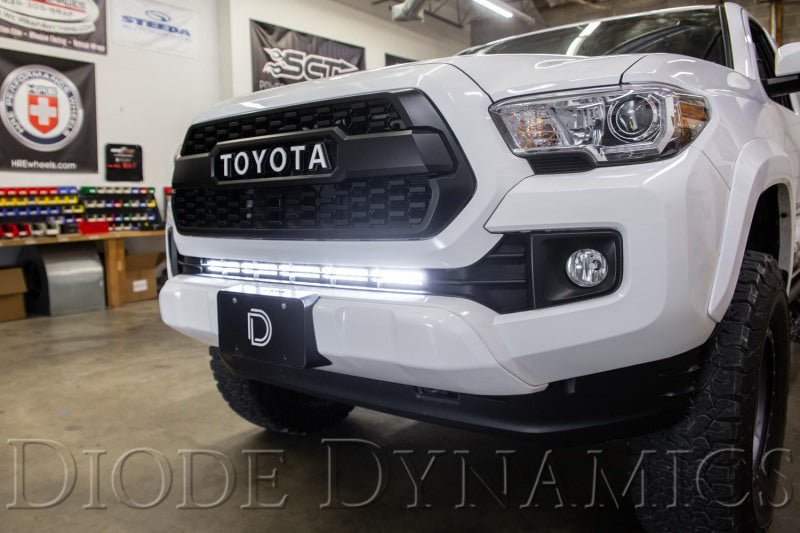 Load image into Gallery viewer, Diode Dynamics 16-21 Toyota Tacoma SS30 Stealth Lightbar Kit - Amber Combo
