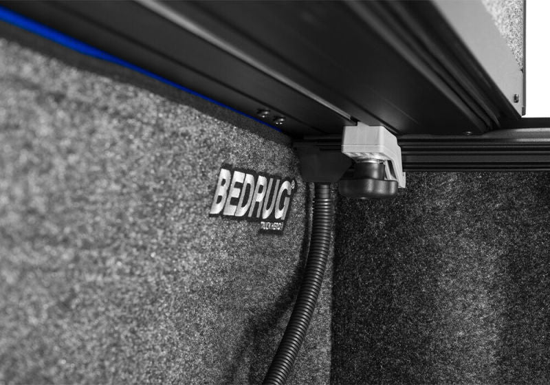 Load image into Gallery viewer, UnderCover 19-23 Ram 1500 (Does Not Fit Rambox) 5.7ft Bed w/ MFTG Ultra Flex Bed Cover
