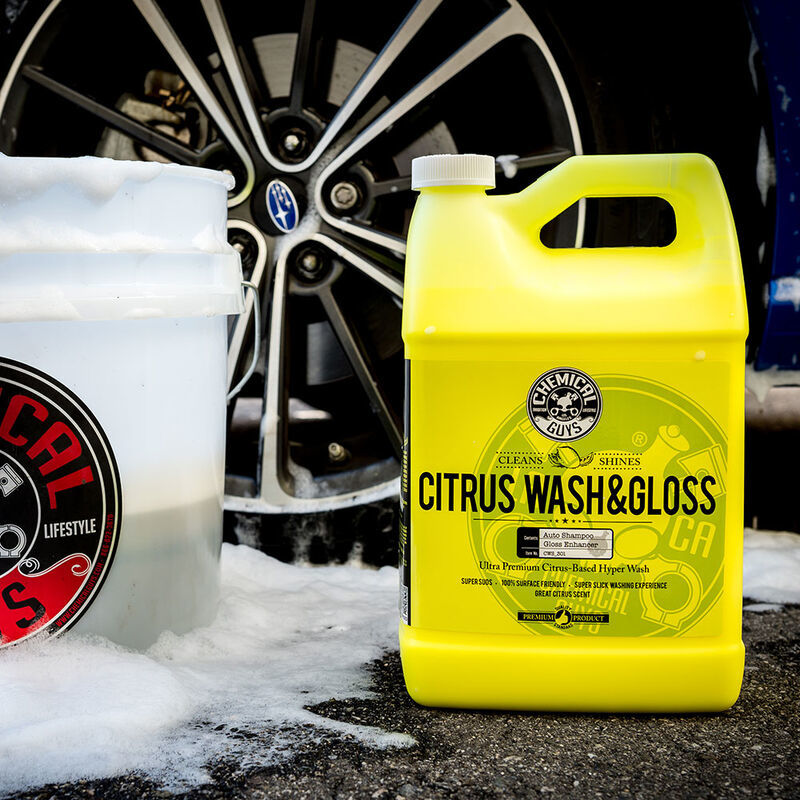 Load image into Gallery viewer, Chemical Guys Citrus Wash &amp; Gloss Concentrated Car Wash - 1 Gallon

