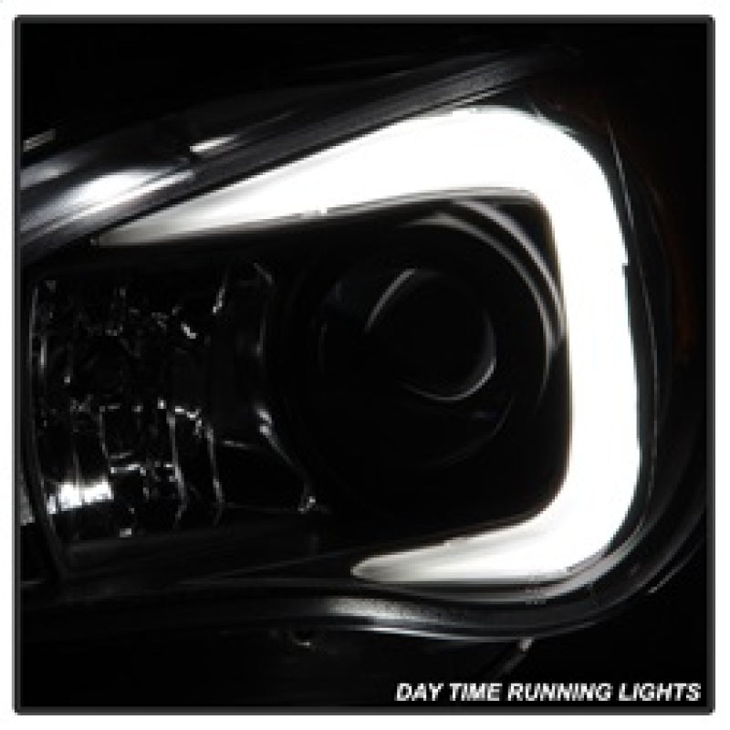 Load image into Gallery viewer, Spyder Subaru WRX 06-07 Projector Headlights - HID Model Only - Black PRO-YD-SWRX06-HID-LBDRL-BK
