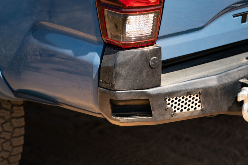 Load image into Gallery viewer, DV8 Offroad 16-23 Toyota Tacoma MTO Series Rear Bumper
