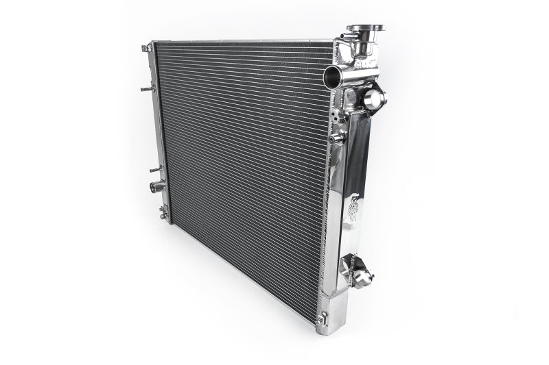 Load image into Gallery viewer, CSF 2016+ 3.5L and 2.7L 05-15 4.0L and 2.7L Toyota Tacoma Radiator
