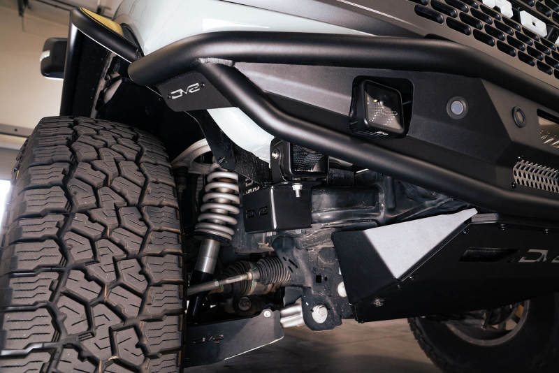 Load image into Gallery viewer, DV8 Offroad 21-22 Ford Bronco Crash Bar Caps w/ Accessory Mount
