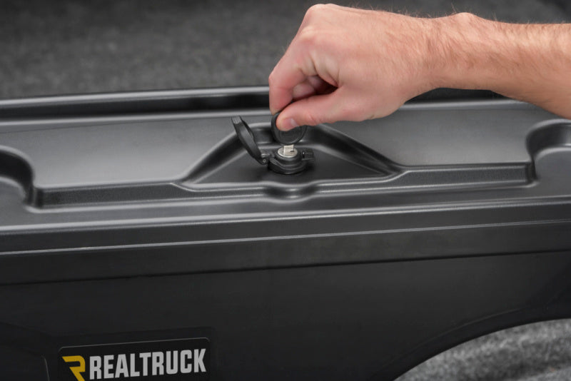 Load image into Gallery viewer, UnderCover 19-20 Chevy Silverado 1500 Drivers Side Swing Case - Black Smooth

