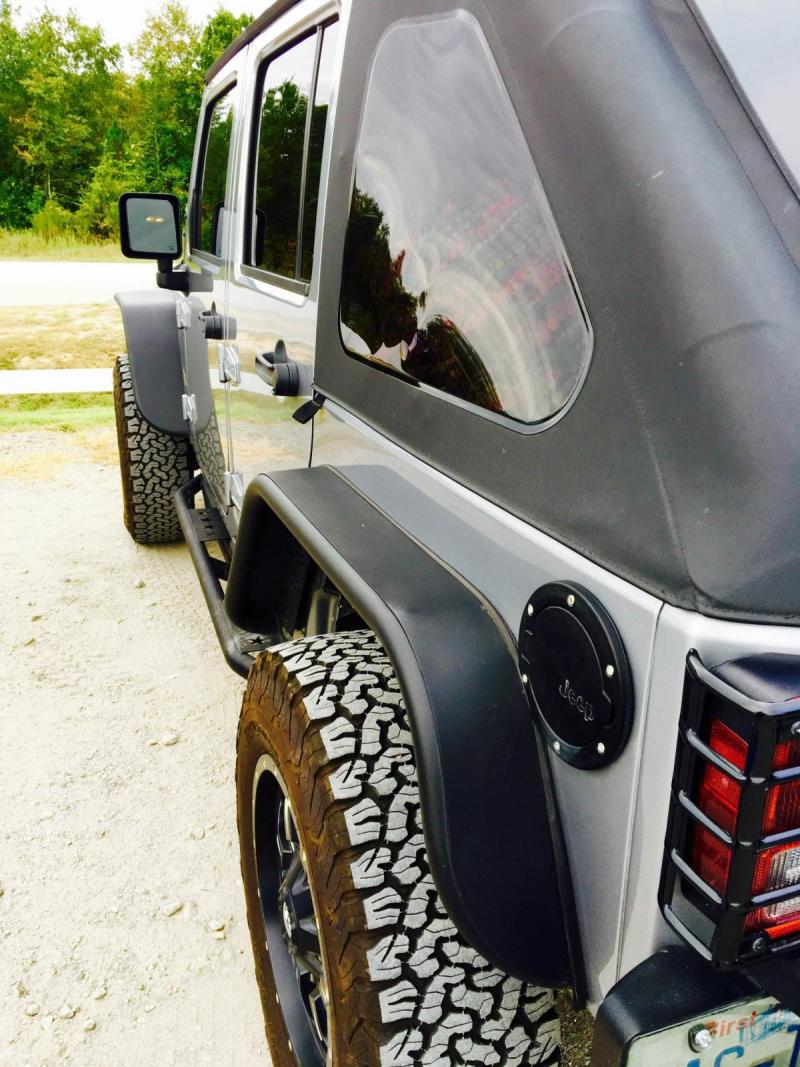 Load image into Gallery viewer, DV8 Offroad 07-18 Jeep Wrangler JK Front &amp; Rear Flat Tube Fenders

